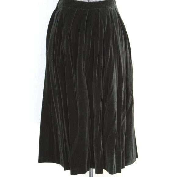 50's black velvet skirt small size - Picture 1 of 3